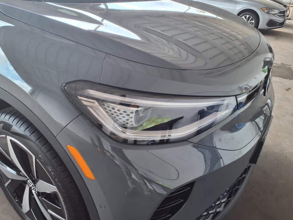 new 2025 Volkswagen ID.4 car, priced at $54,666