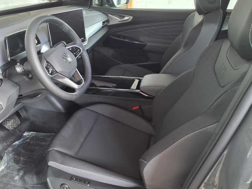 new 2025 Volkswagen ID.4 car, priced at $54,666