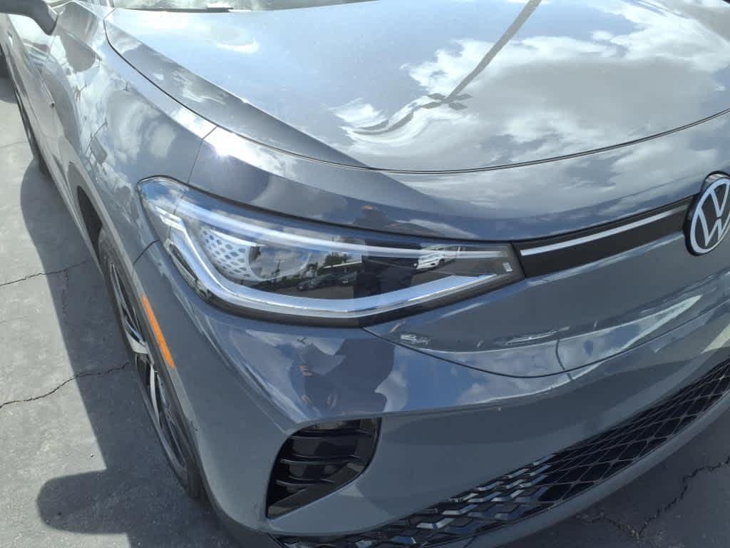 new 2025 Volkswagen ID.4 car, priced at $50,266