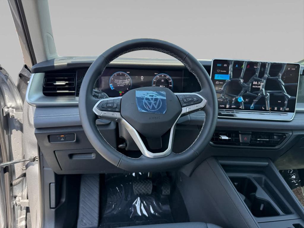 new 2025 Volkswagen Tiguan car, priced at $33,811