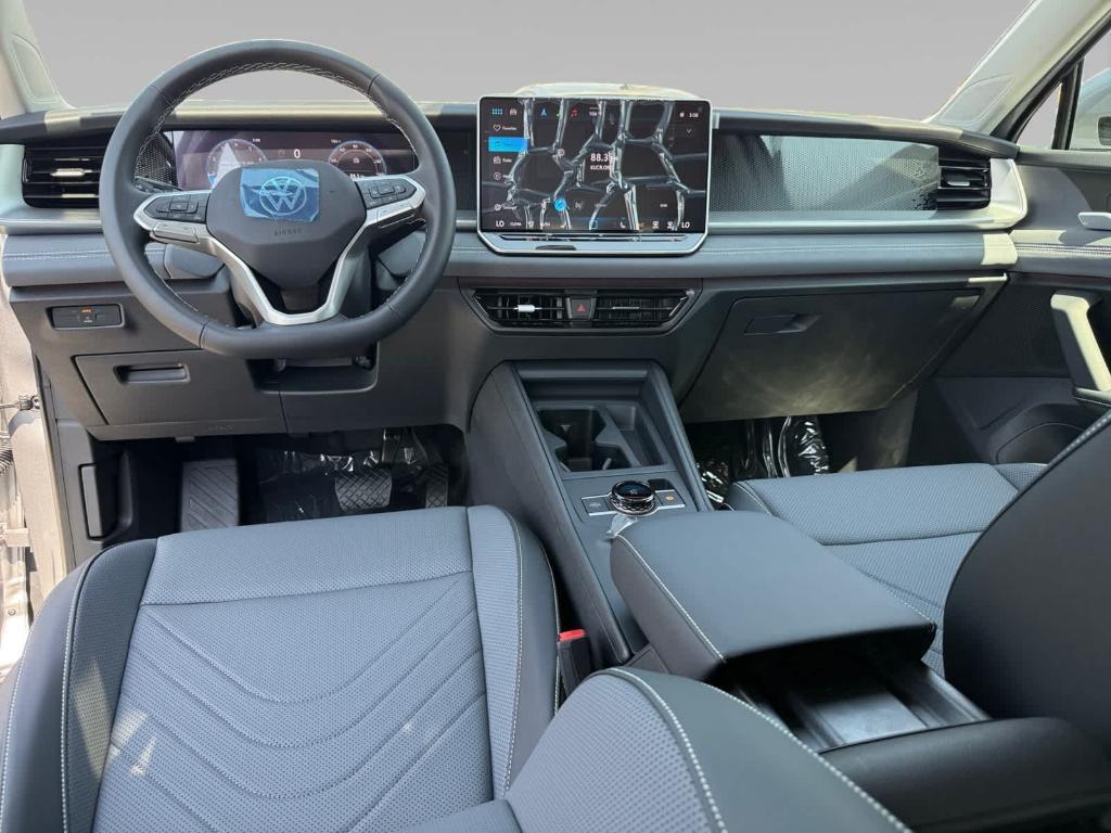 new 2025 Volkswagen Tiguan car, priced at $33,811