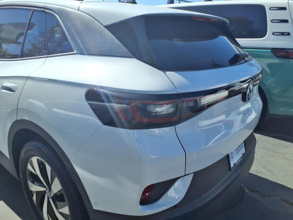 new 2025 Volkswagen ID.4 car, priced at $44,761
