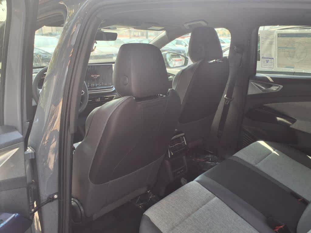 new 2025 Volkswagen ID.4 car, priced at $45,166