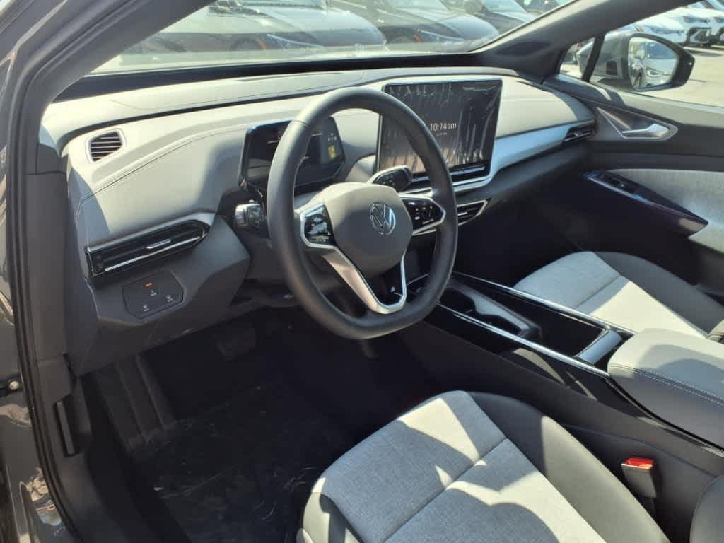 new 2025 Volkswagen ID.4 car, priced at $45,166