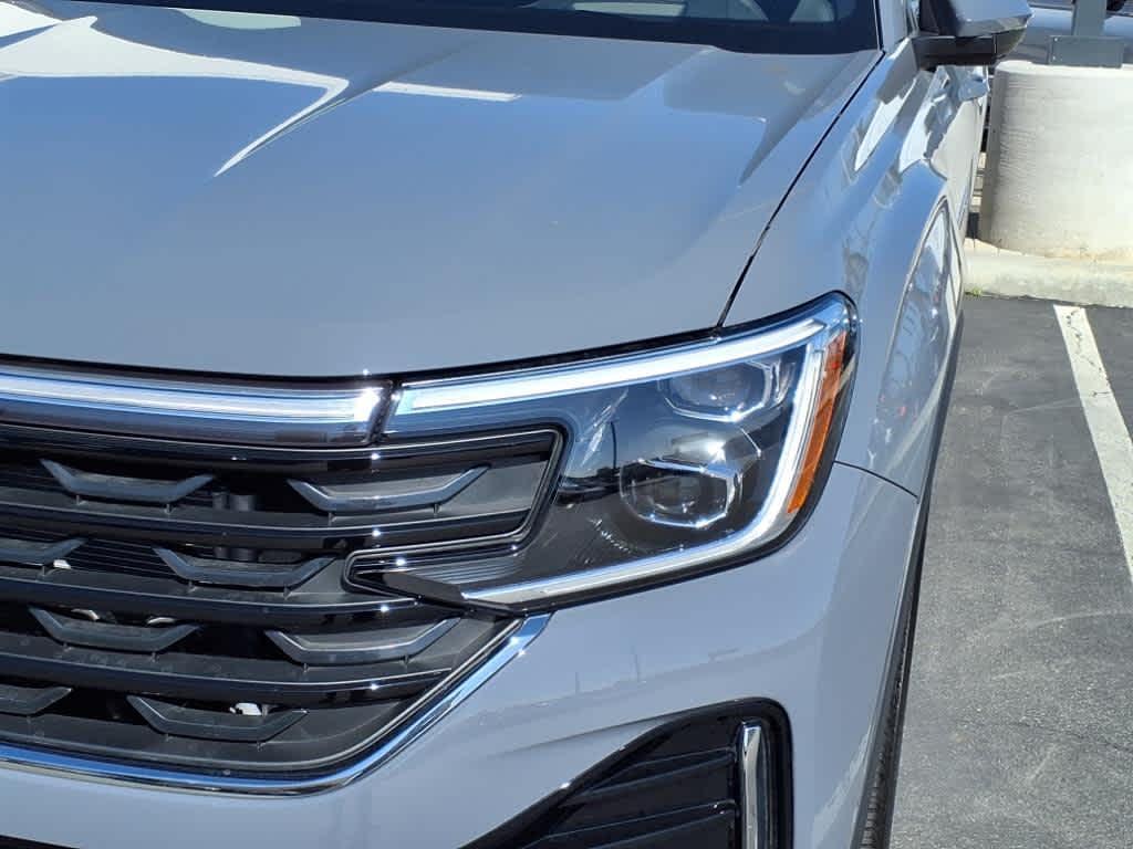 new 2025 Volkswagen Atlas Cross Sport car, priced at $52,801