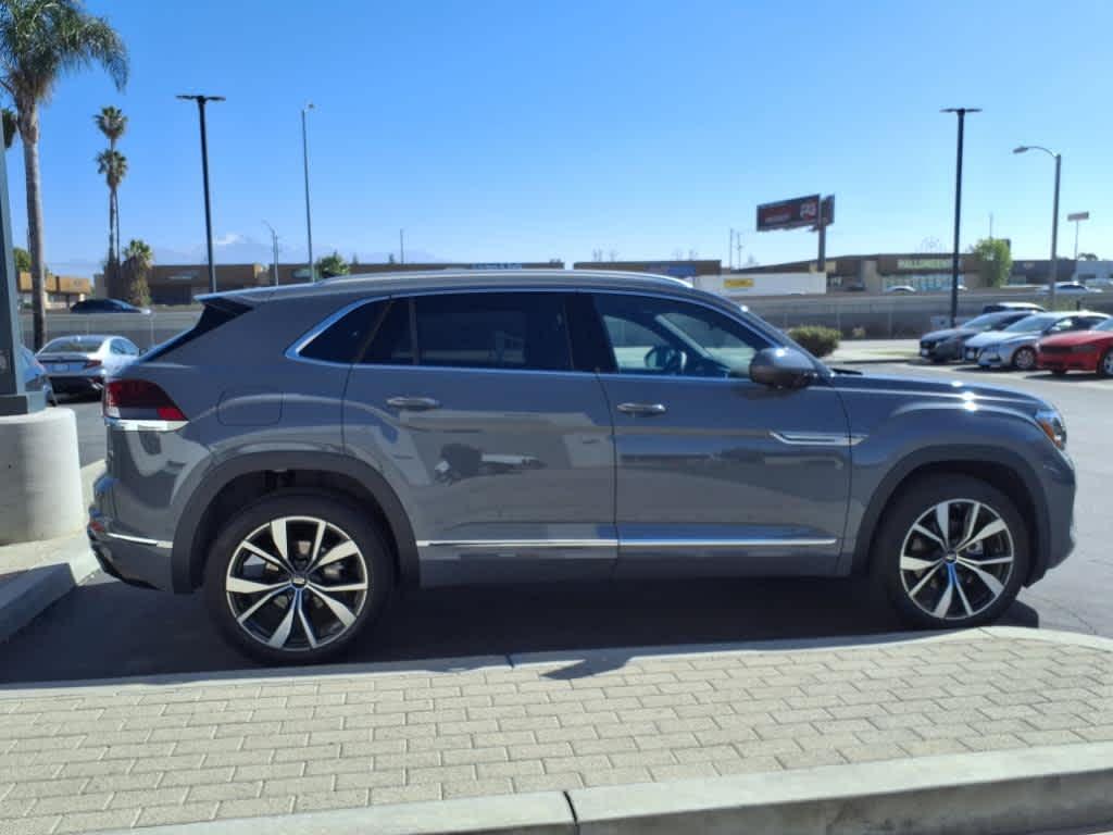new 2025 Volkswagen Atlas Cross Sport car, priced at $52,801