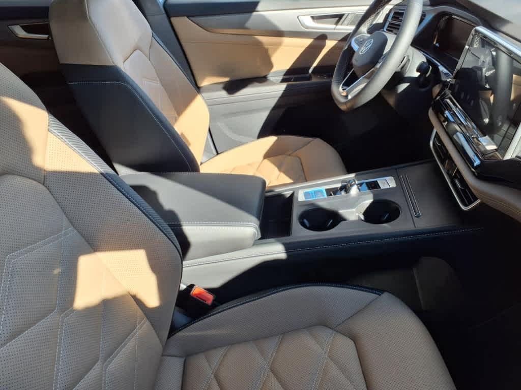 new 2025 Volkswagen Atlas Cross Sport car, priced at $39,241