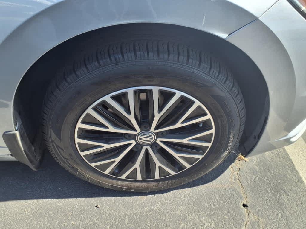 used 2021 Volkswagen Jetta car, priced at $19,999