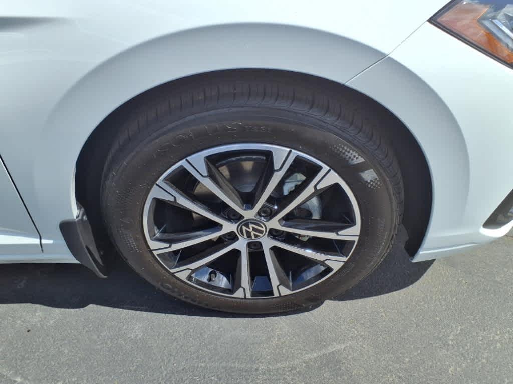 new 2025 Volkswagen Jetta car, priced at $25,011