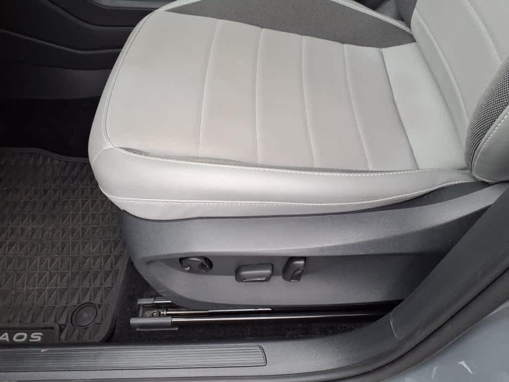 used 2022 Volkswagen Taos car, priced at $19,999