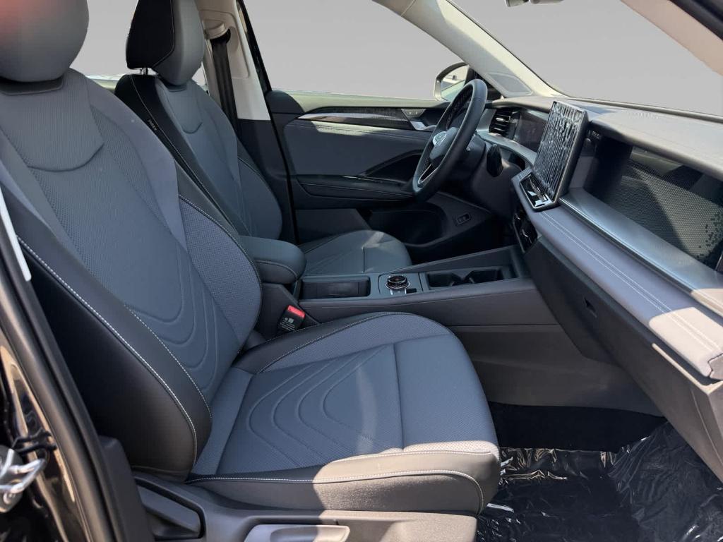 new 2025 Volkswagen Tiguan car, priced at $33,705