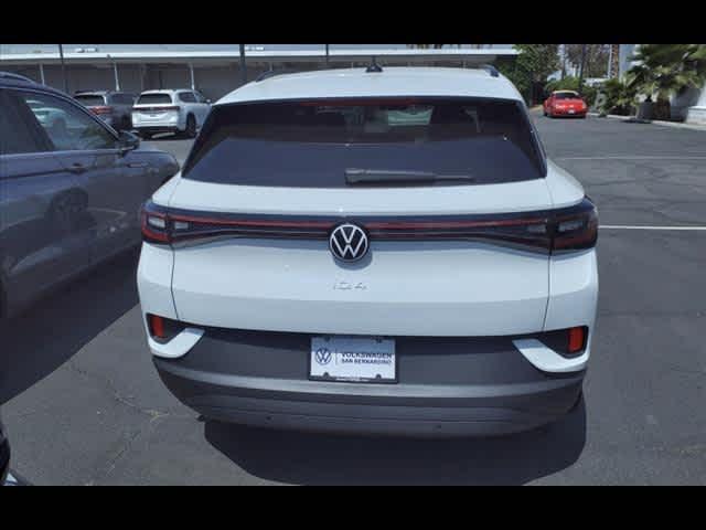 new 2024 Volkswagen ID.4 car, priced at $40,727
