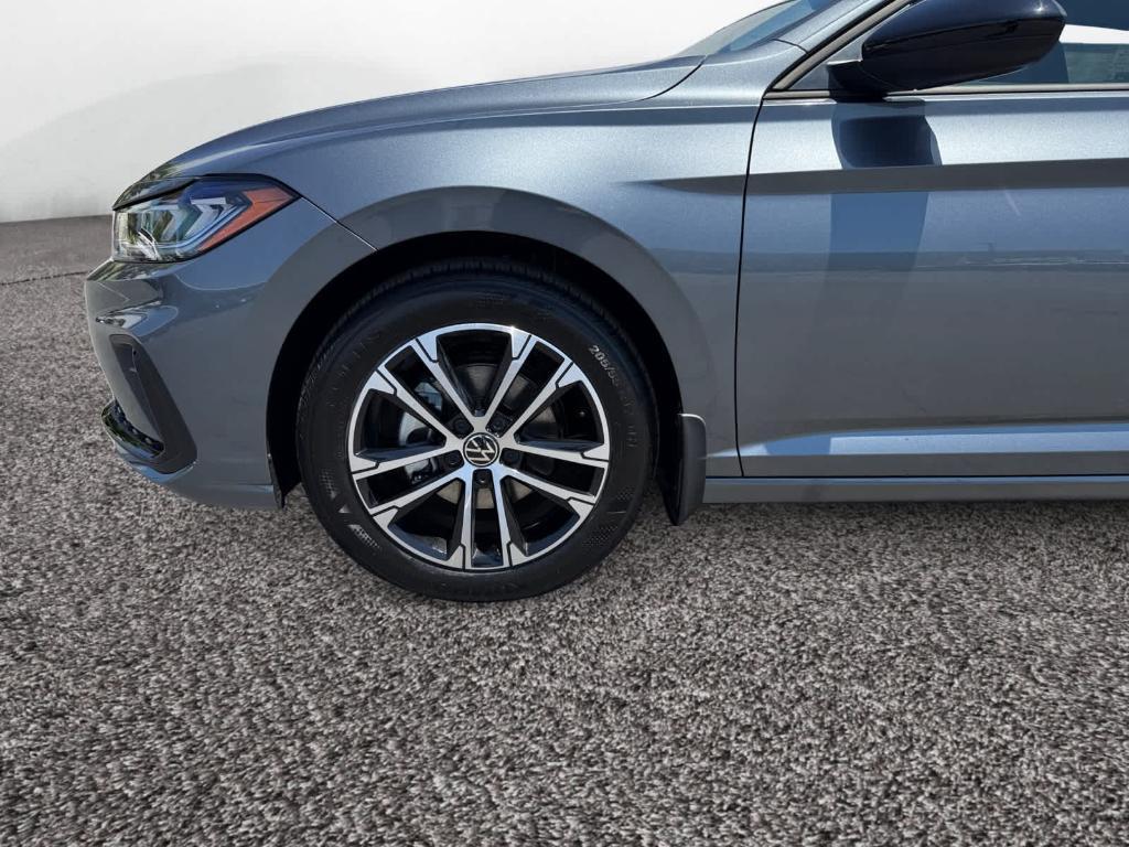 new 2025 Volkswagen Jetta car, priced at $24,011