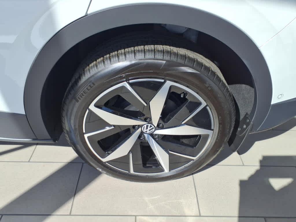 new 2025 Volkswagen ID.4 car, priced at $54,716
