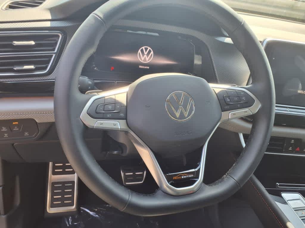 new 2025 Volkswagen Atlas car, priced at $46,624