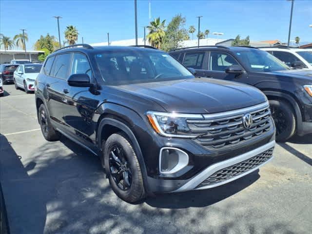 new 2025 Volkswagen Atlas car, priced at $48,124