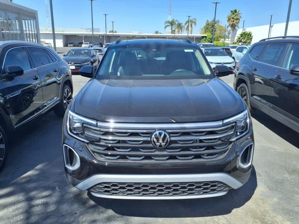 new 2025 Volkswagen Atlas car, priced at $46,624