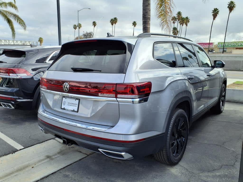 new 2025 Volkswagen Atlas car, priced at $44,629