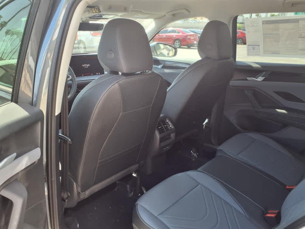 new 2025 Volkswagen Tiguan car, priced at $33,921