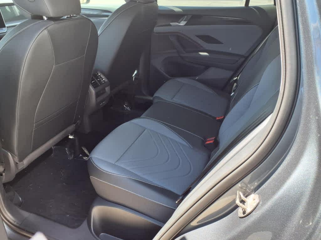 new 2025 Volkswagen Tiguan car, priced at $33,921