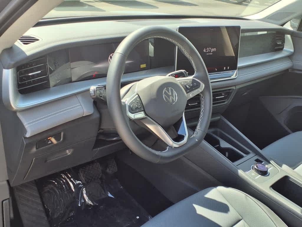 new 2025 Volkswagen Tiguan car, priced at $33,921