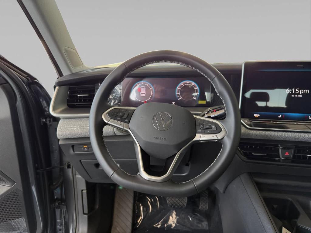 new 2025 Volkswagen Tiguan car, priced at $31,231