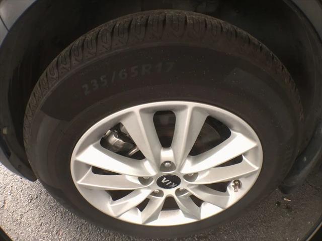 used 2019 Kia Sorento car, priced at $12,850