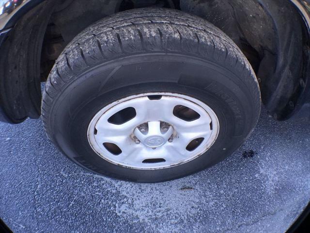 used 2006 Toyota Tacoma car, priced at $8,995