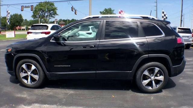 used 2020 Jeep Cherokee car, priced at $15,995