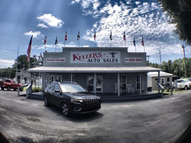 used 2020 Jeep Cherokee car, priced at $15,995