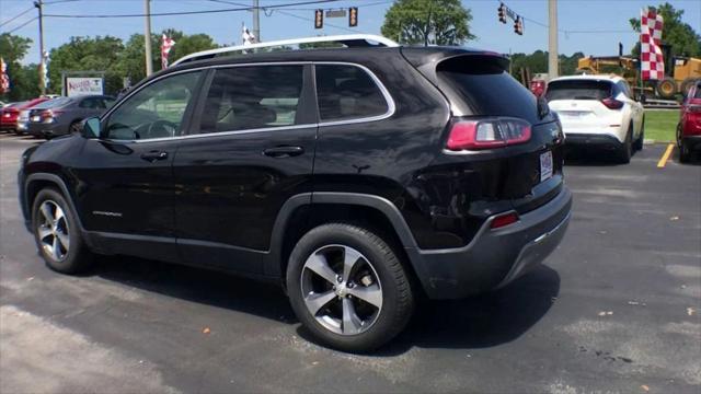 used 2020 Jeep Cherokee car, priced at $15,995