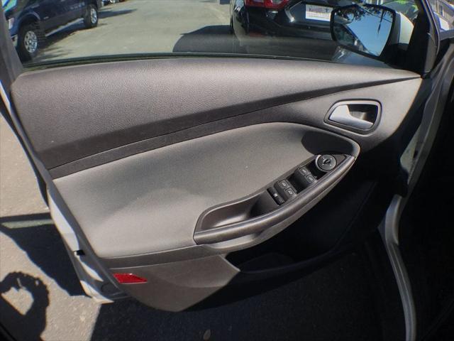 used 2013 Ford Focus car, priced at $5,995