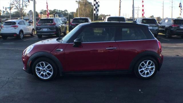 used 2018 MINI Hardtop car, priced at $10,995