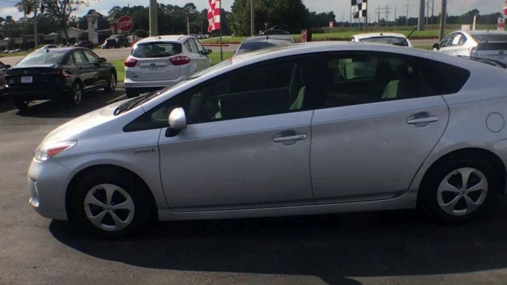 used 2015 Toyota Prius car, priced at $6,995