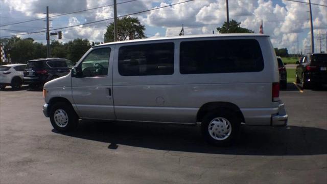 used 2001 Ford E150 car, priced at $6,995