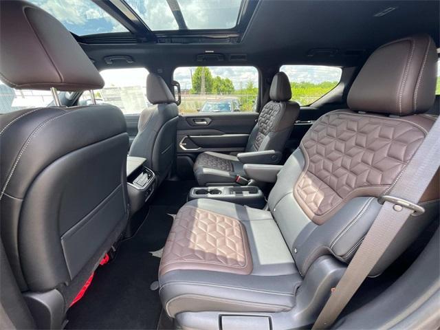 new 2025 Nissan Armada car, priced at $80,557