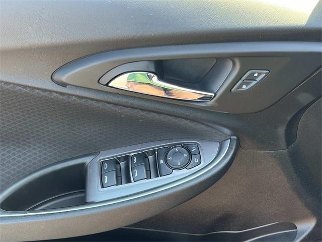 used 2020 Chevrolet Malibu car, priced at $15,988