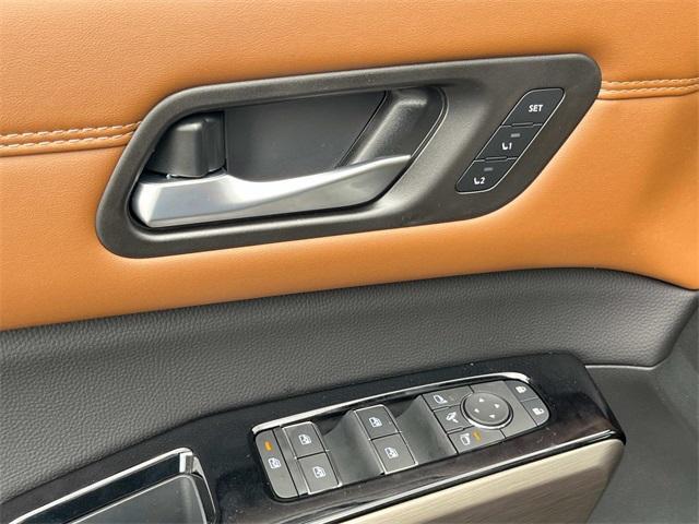 new 2025 Nissan Pathfinder car, priced at $49,566