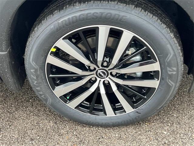 new 2025 Nissan Pathfinder car, priced at $49,566