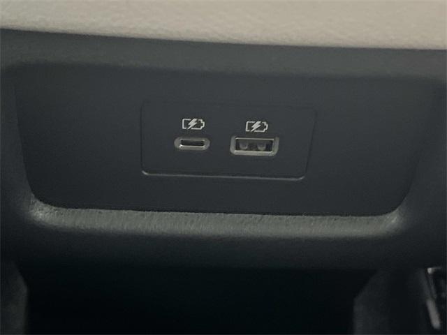 new 2025 Nissan Pathfinder car, priced at $43,840