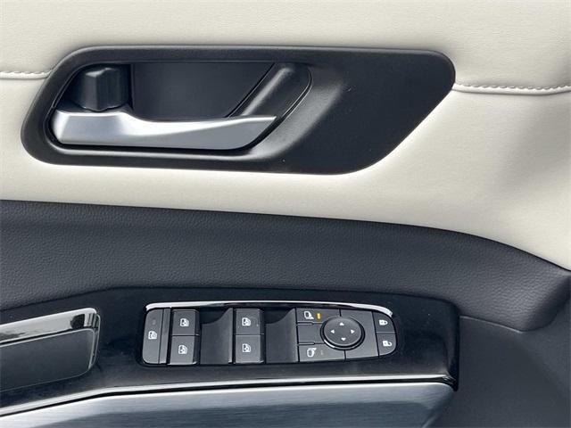 new 2025 Nissan Pathfinder car, priced at $43,840