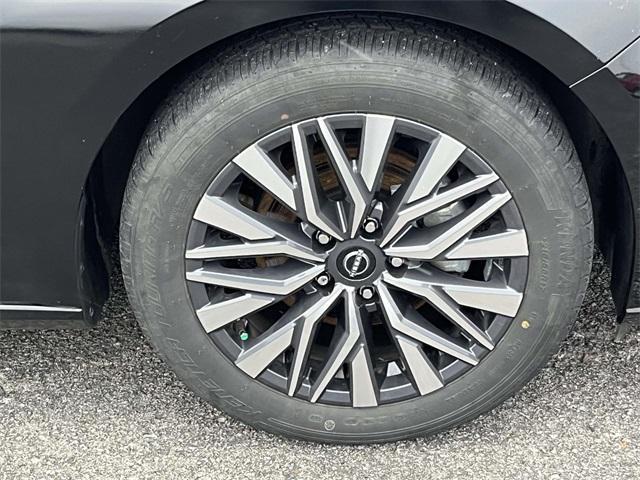 used 2023 Nissan Altima car, priced at $19,988