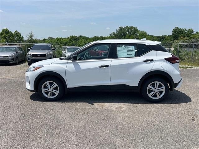 new 2025 Nissan Kicks Play car, priced at $23,850