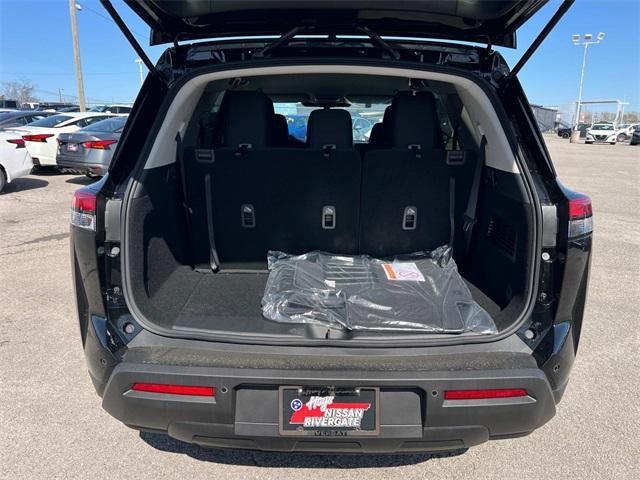 new 2025 Nissan Pathfinder car, priced at $35,127