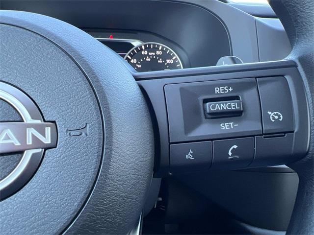 new 2025 Nissan Pathfinder car, priced at $35,127