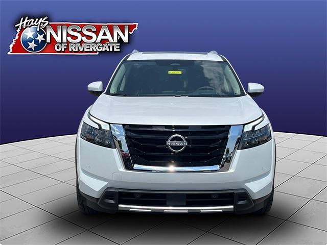 new 2025 Nissan Pathfinder car, priced at $49,490