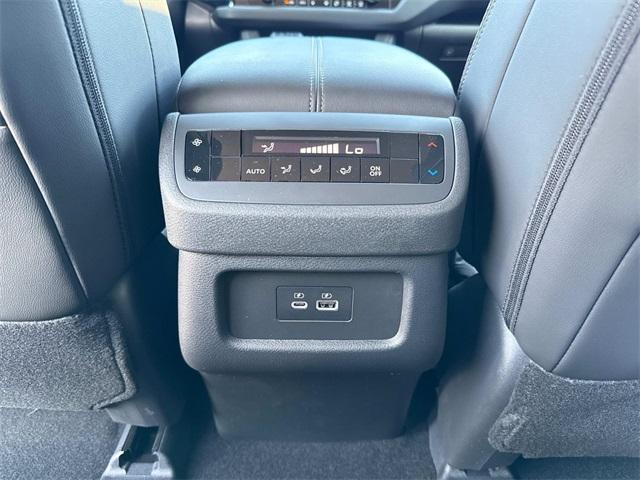 new 2025 Nissan Pathfinder car, priced at $42,332