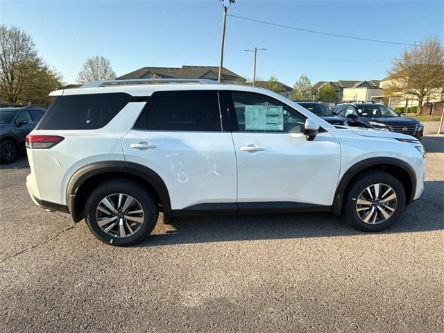 new 2025 Nissan Pathfinder car, priced at $42,332