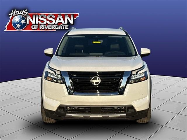 new 2025 Nissan Pathfinder car, priced at $42,332