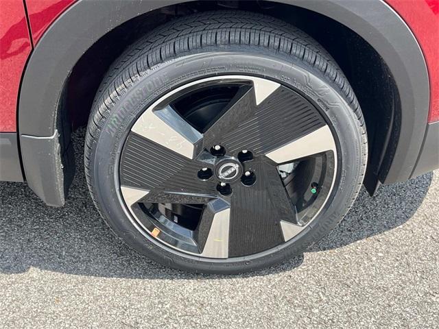 new 2025 Nissan Kicks car, priced at $26,527